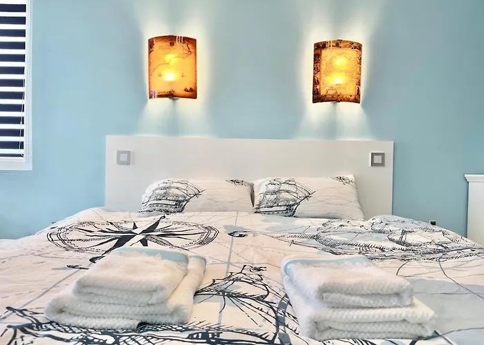 Seasky Smarthome-penthouse With Private Parking Apartament