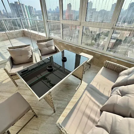 Seasky Smarthome-penthouse With Private Parking Apartmán *