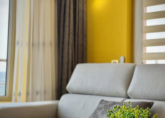 Апартаменты Seasky Smarthome-penthouse With Private Parking