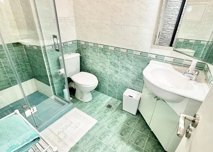 Seasky Smarthome-penthouse With Private Parking Апартаменты